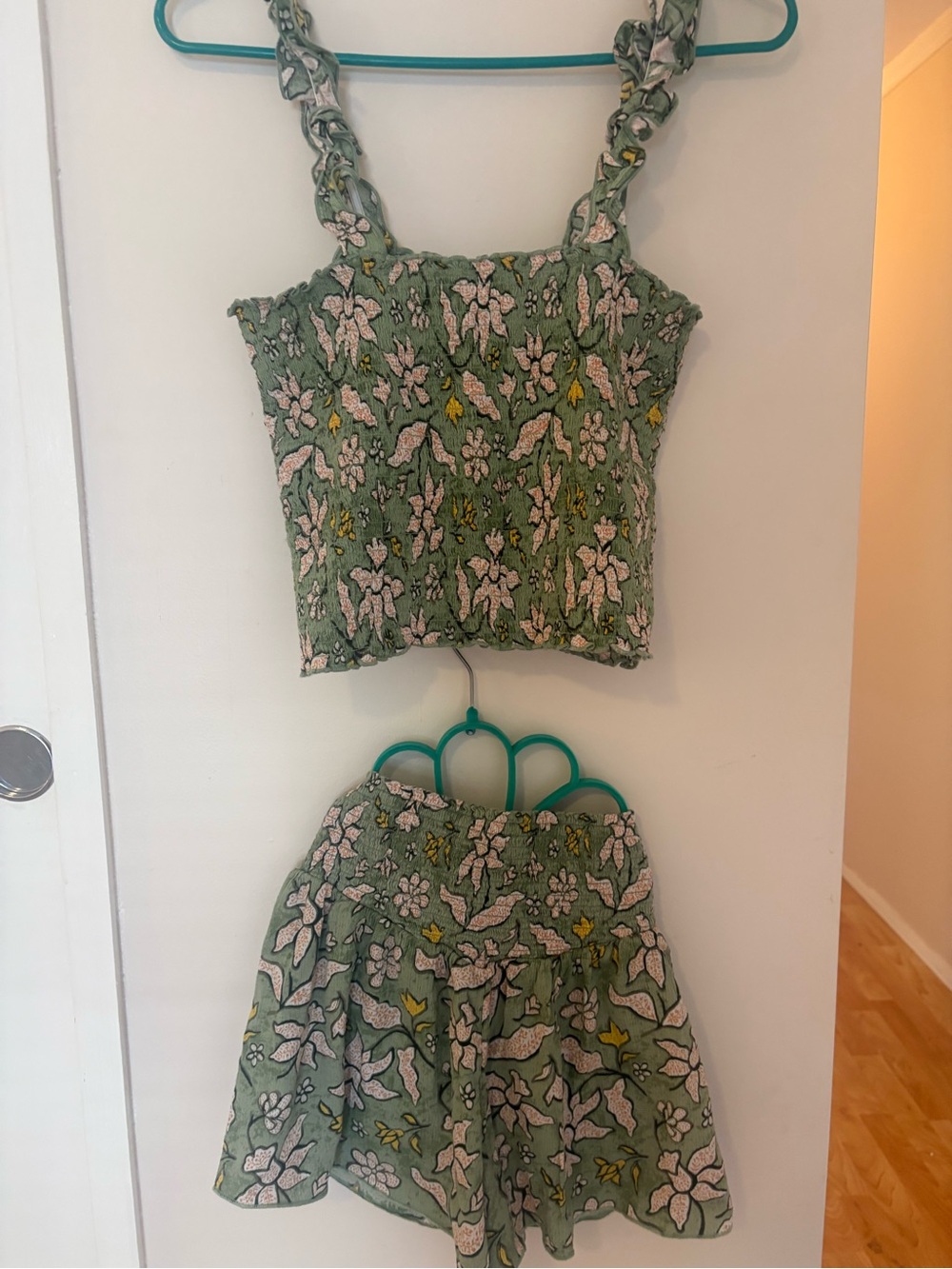 aerie Green Floral Ruffle-Strap Cropped Camisole